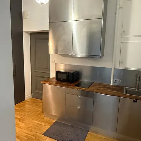 Apartment Cozy Vibes For Tourists - Right Inside Old Town Warsaw